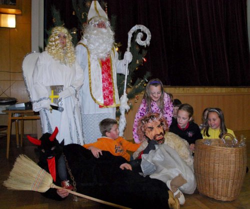 Mikulášské zpívání u stromečku - 3.12.2010